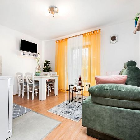 Apartment Roze Ρόβινι Εξωτερικό φωτογραφία